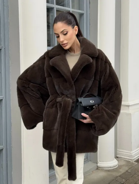 Летучка - шуба из норки с английским воротником цвет 