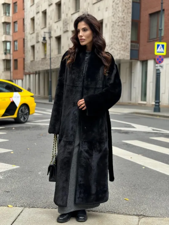 Шуба норковая черная 