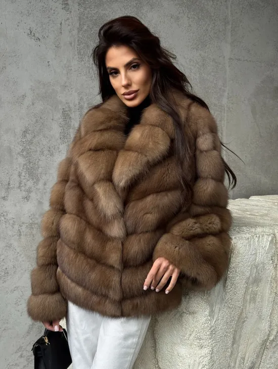 Полушубок из куницы в натуральном бежевом цвете - фото 8