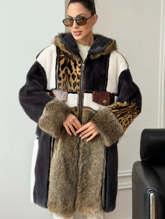 Комбинированная норковая шуба с капюшоном - фото 6