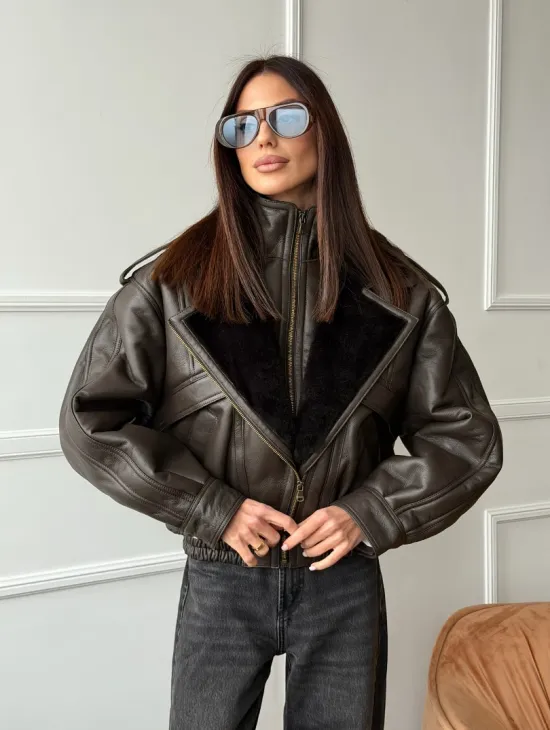 Стильная куртка - дубленка из овчины - фото 12