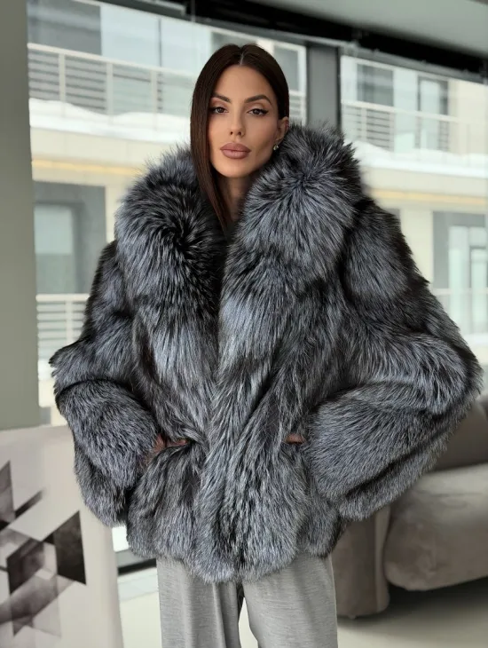 Полушубок из чернобурки с капюшоном - фото 10