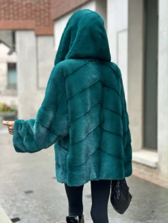 Короткая норковая шуба с капюшоном - цвет морской изумруд - фото 1
