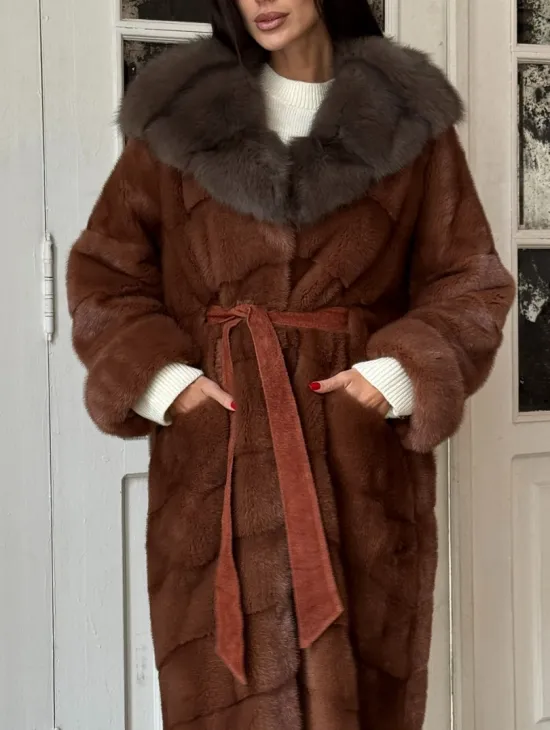 Эксклюзивная норковая шуба с капюшоном из куницы - цвет терракотовый - фото 3