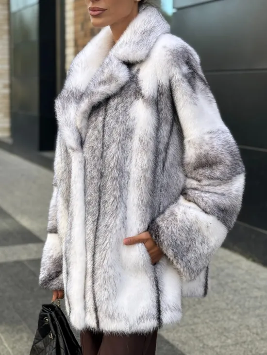 Белая норковая куртка автоледи английский воротник - фото 3