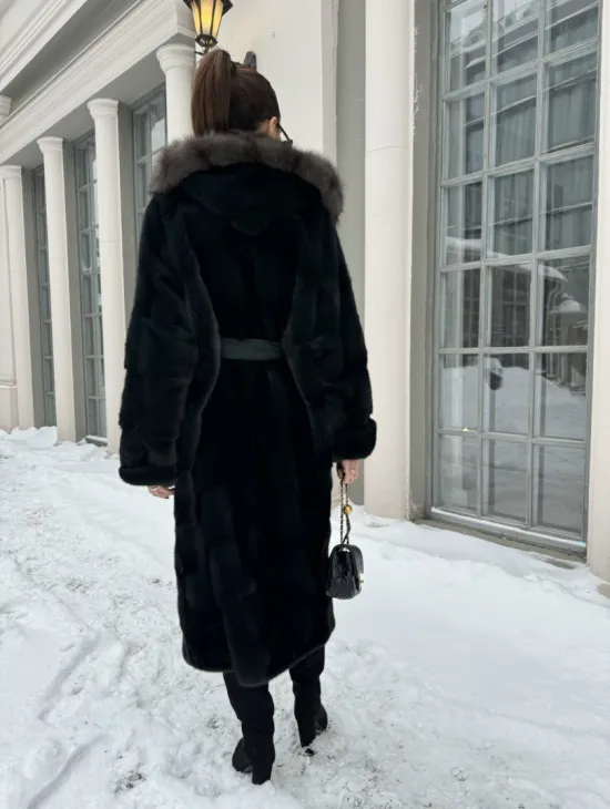 Шуба - кимоно мех аукционная норка с капюшоном куница - цвет черный изумруд - фото 5